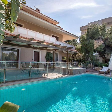Exceptional Villa In Voula Near The Sea アテネ エクステリア 写真