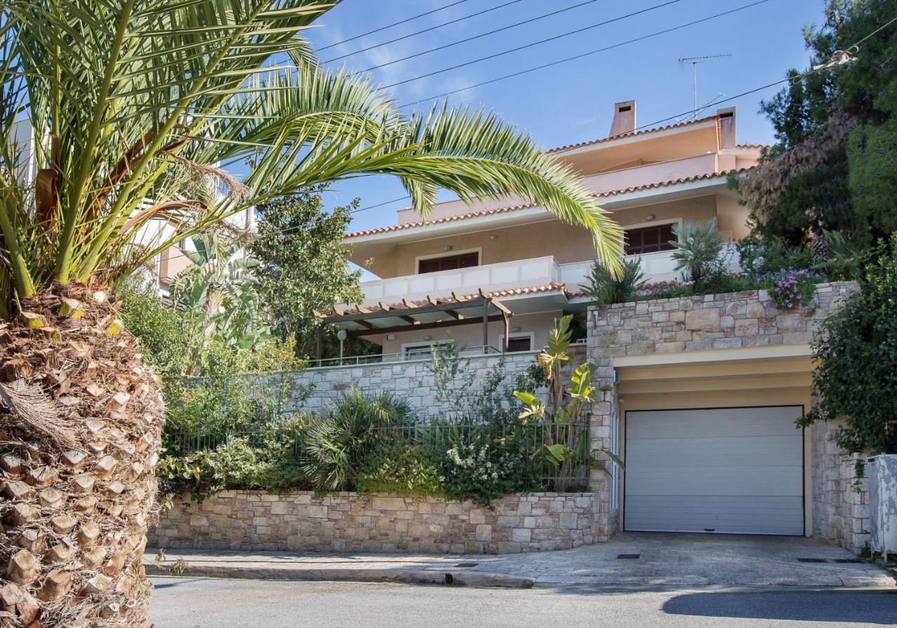 Exceptional Villa In Voula Near The Sea アテネ エクステリア 写真