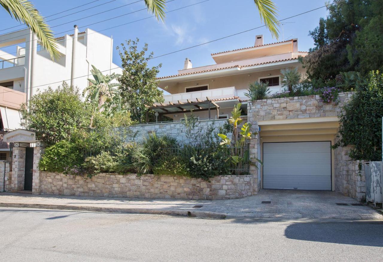 Exceptional Villa In Voula Near The Sea アテネ エクステリア 写真
